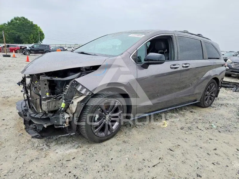 2022 Toyota SIENNA фото