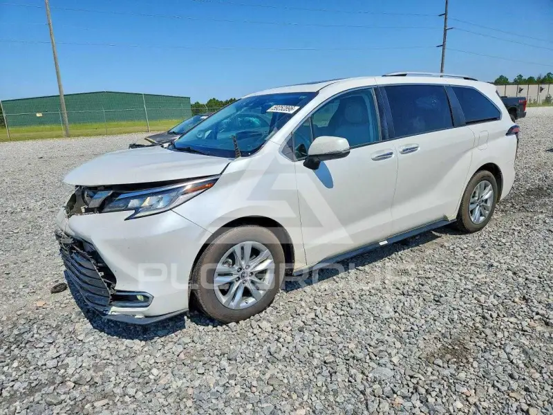 2022 Toyota SIENNA фото