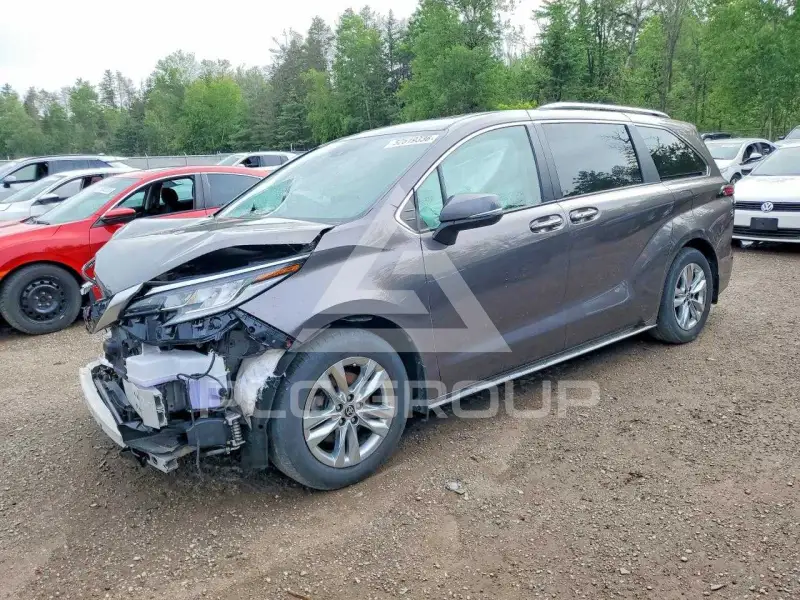 2022 Toyota SIENNA фото