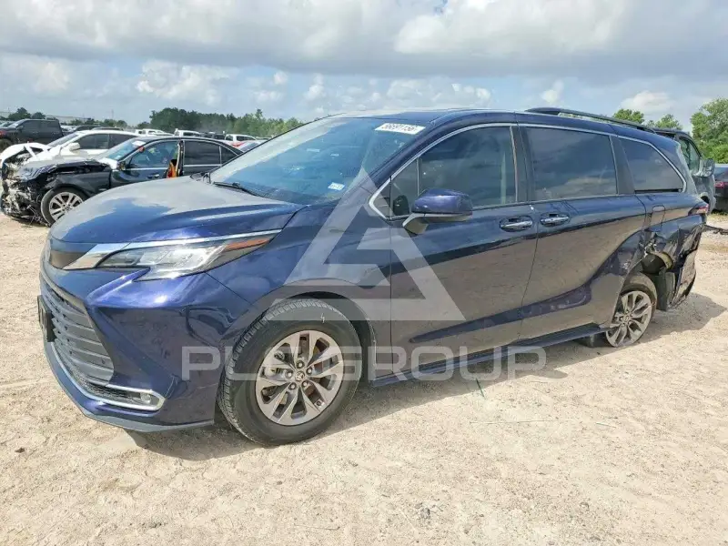 2022 Toyota SIENNA фото