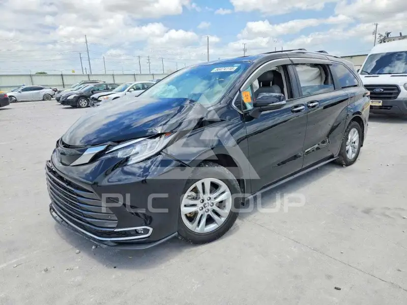 2022 Toyota SIENNA фото