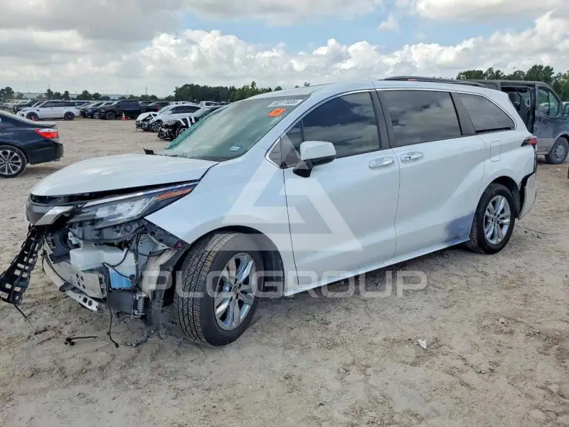 2022 Toyota SIENNA фото