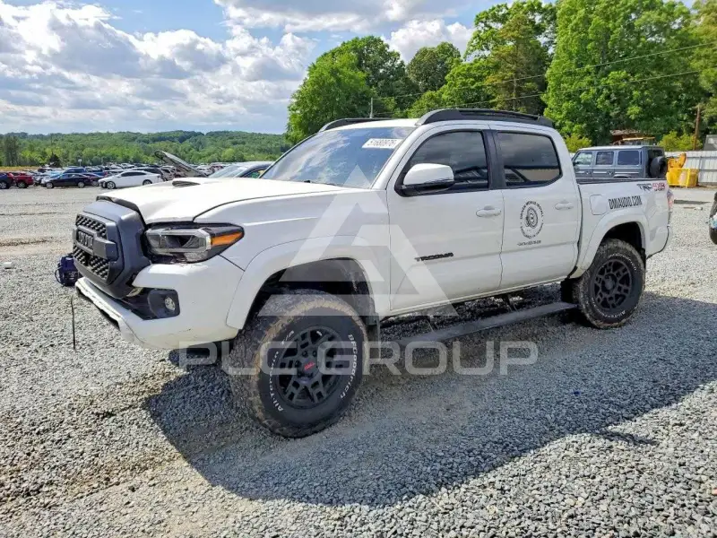 2022 Toyota TACOMA фото
