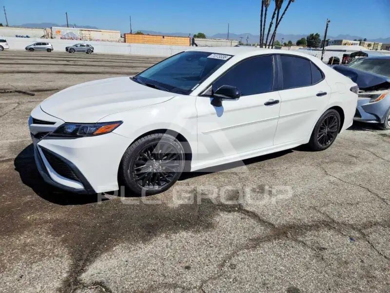 2022 Toyota CAMRY photo
