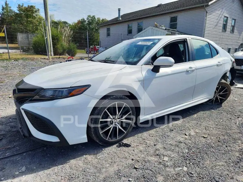 2022 Toyota CAMRY фото