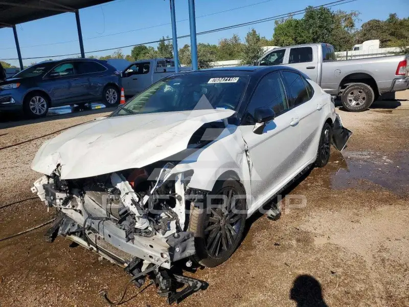 2022 Toyota CAMRY photo
