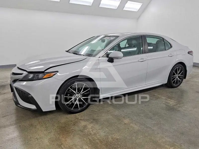 2022 Toyota CAMRY фото