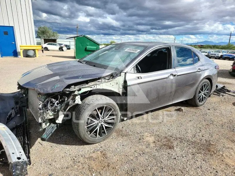 2022 Toyota CAMRY photo