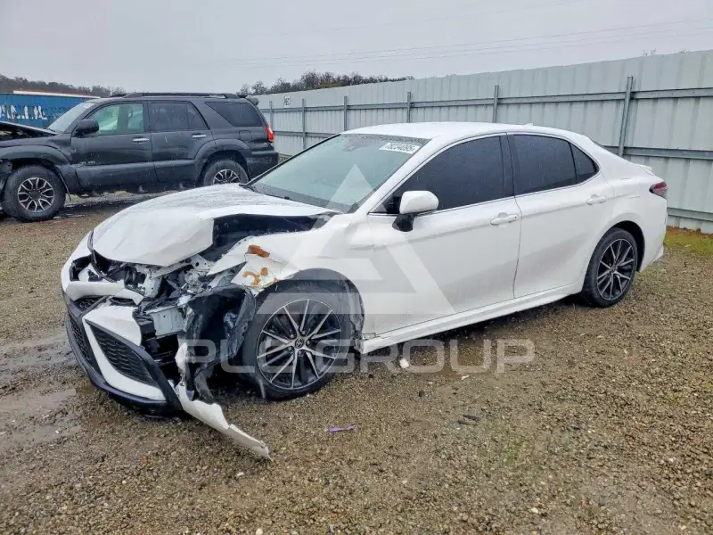 2022 Toyota CAMRY фото