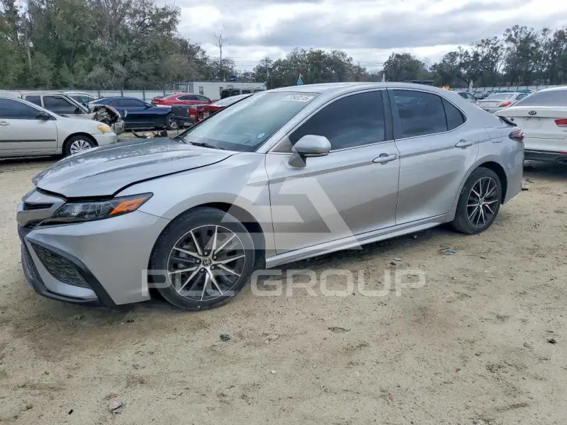 2022 Toyota CAMRY фото
