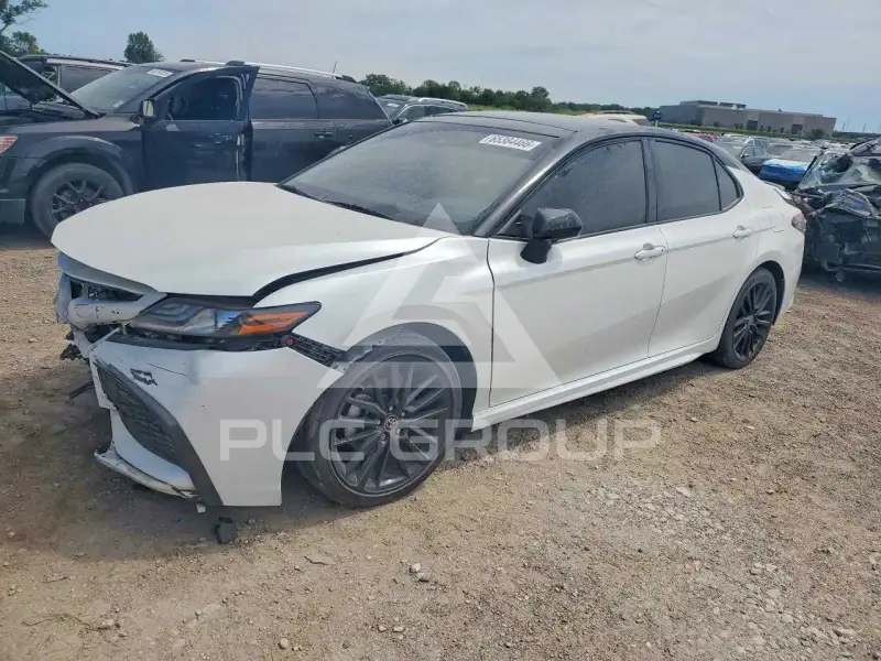 2022 Toyota CAMRY фото