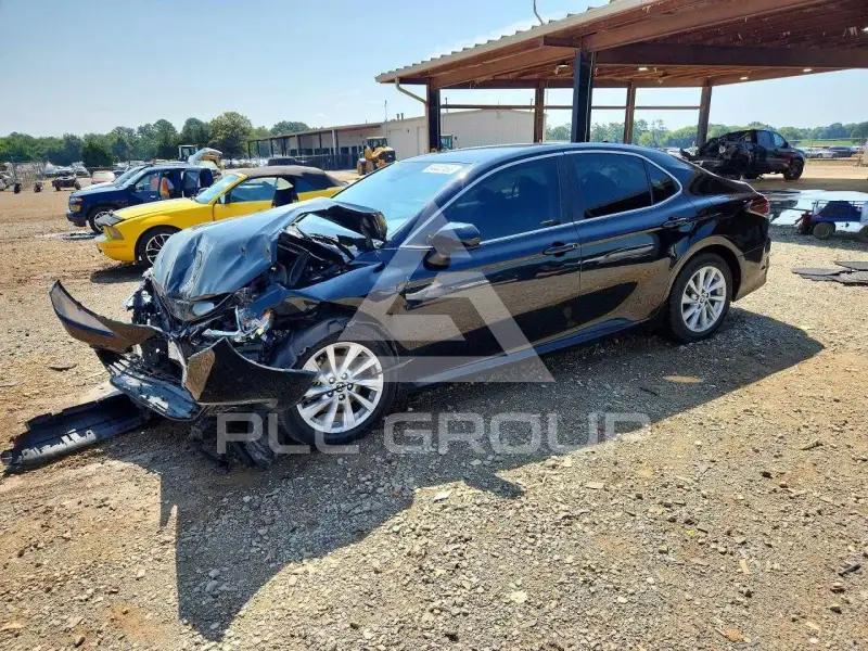 2022 Toyota CAMRY photo
