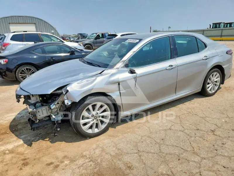 2022 Toyota CAMRY фото