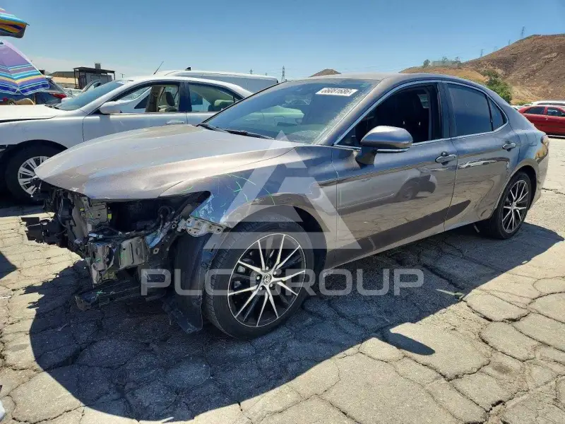2022 Toyota CAMRY photo