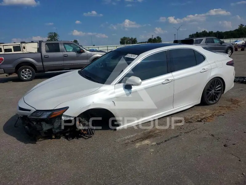 2022 Toyota CAMRY photo