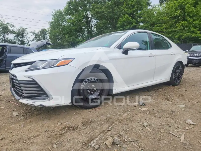 2022 Toyota CAMRY фото