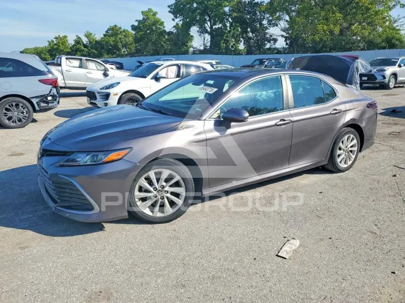 2022 Toyota CAMRY фото