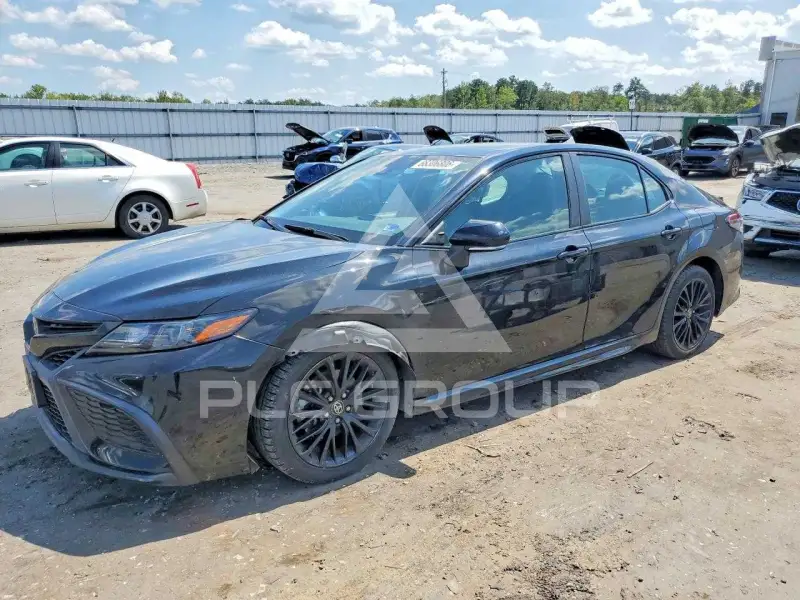2022 Toyota CAMRY фото