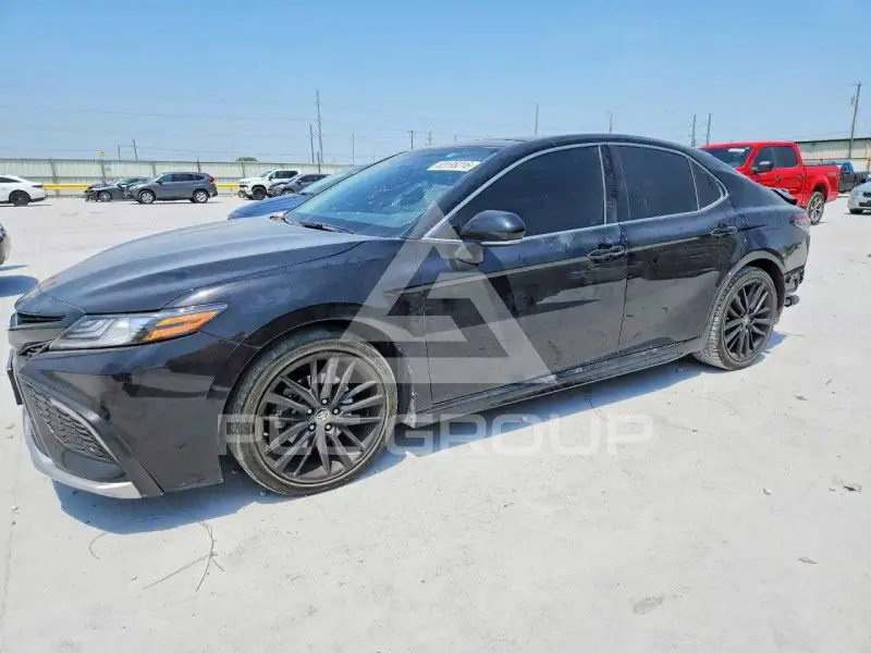 2022 Toyota CAMRY photo