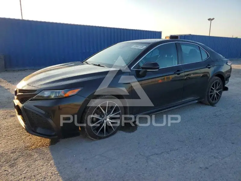 2022 Toyota CAMRY фото