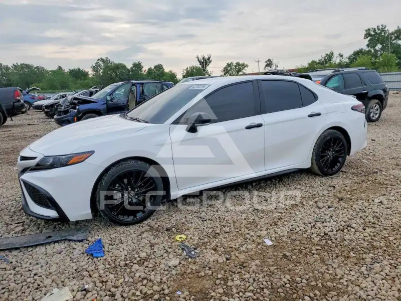 2022 Toyota CAMRY фото