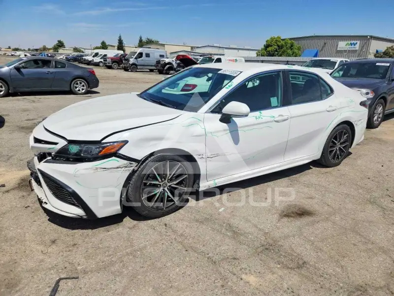 2022 Toyota CAMRY фото