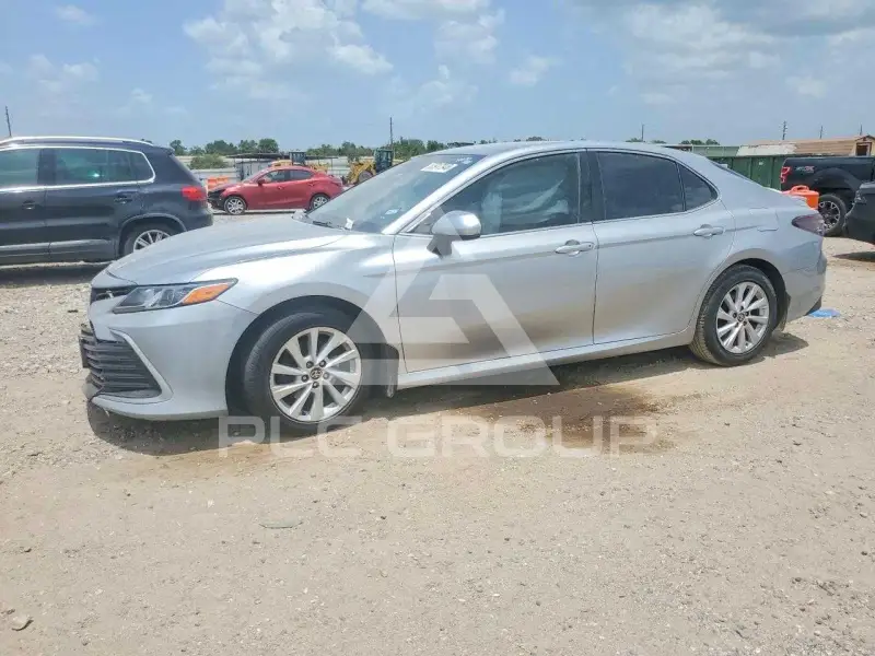 2022 Toyota CAMRY фото