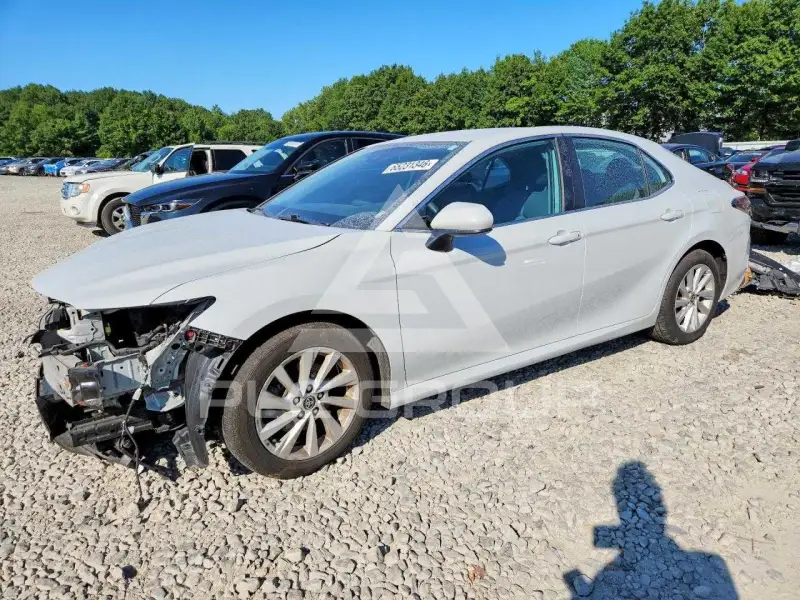 2022 Toyota CAMRY photo