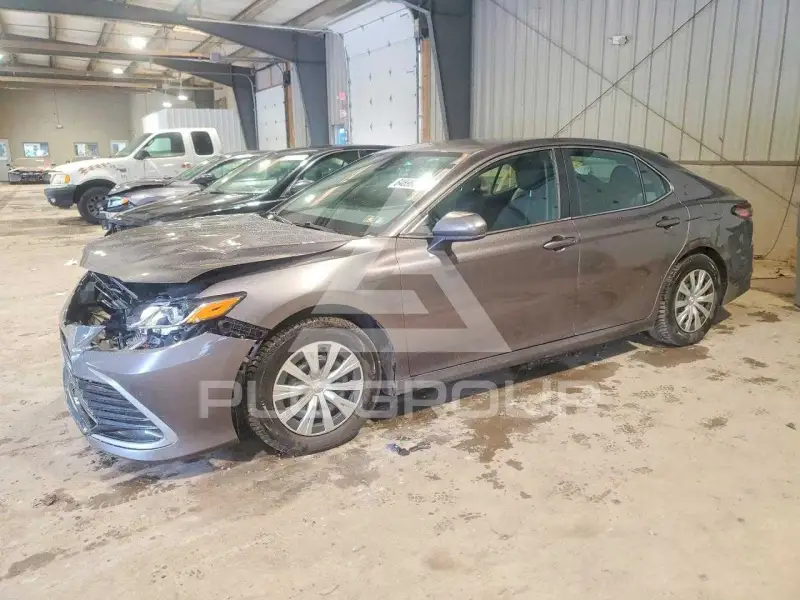 2022 Toyota CAMRY фото