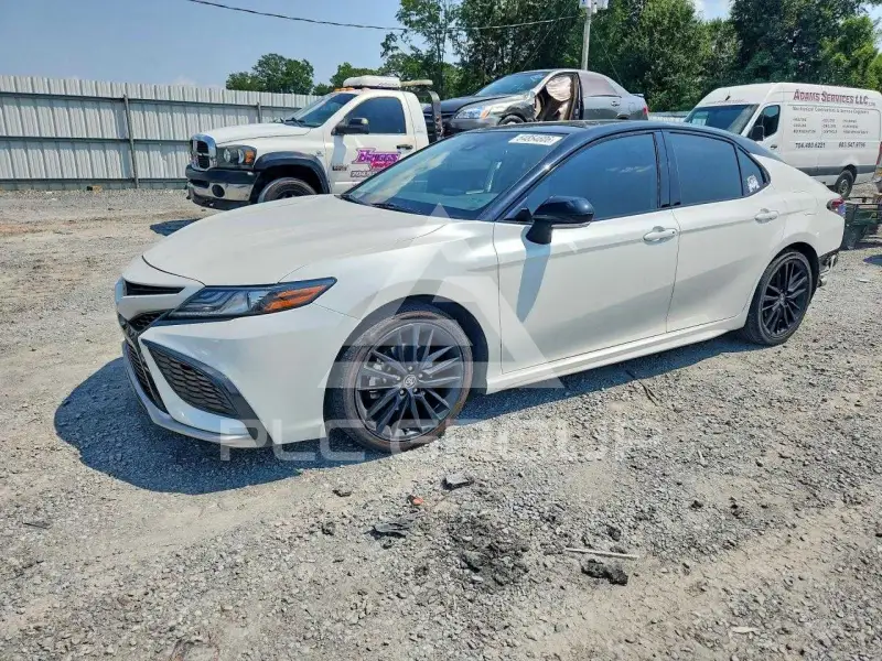 2022 Toyota CAMRY фото
