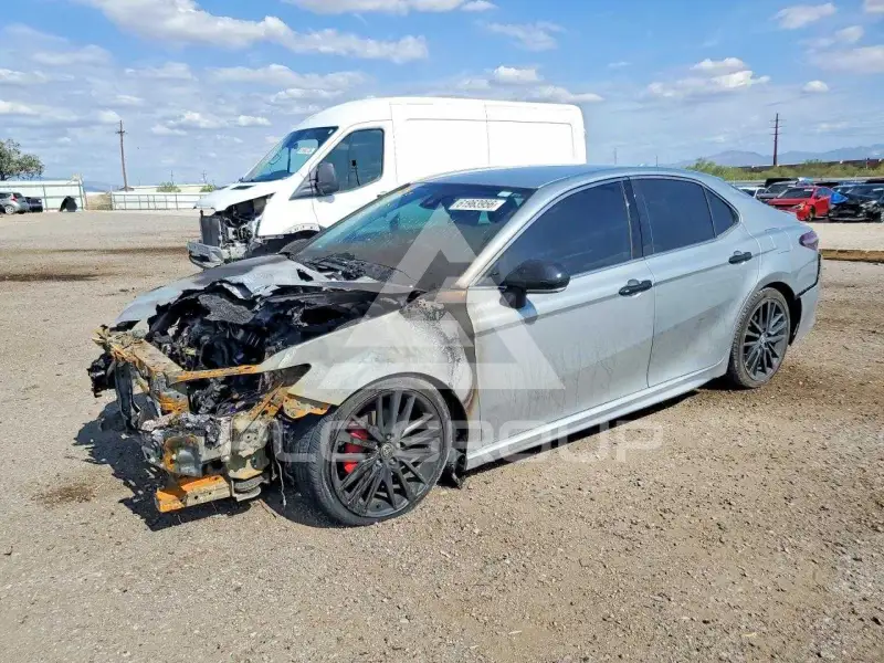 2022 Toyota CAMRY фото
