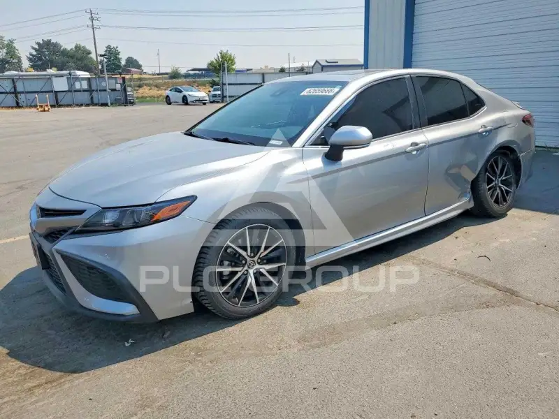 2022 Toyota CAMRY photo