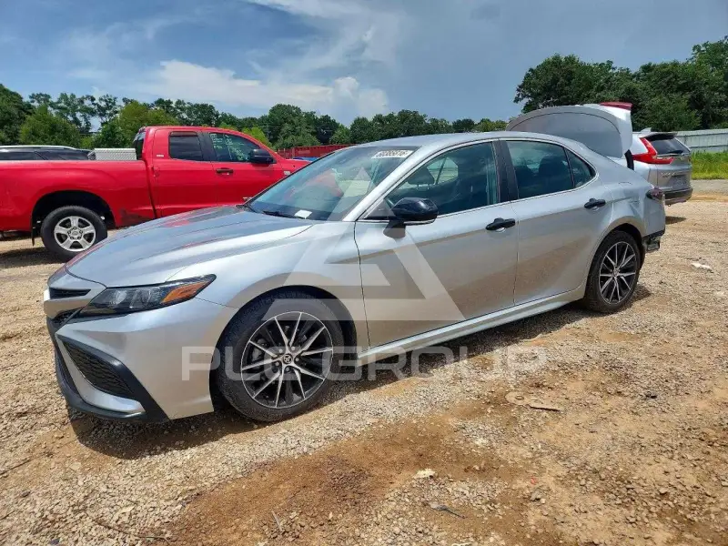 2022 Toyota CAMRY photo
