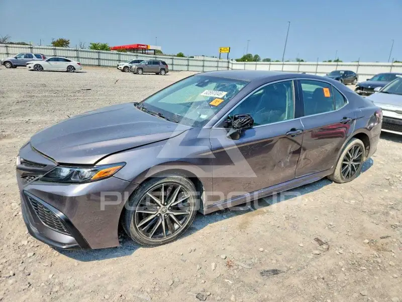 2022 Toyota CAMRY фото
