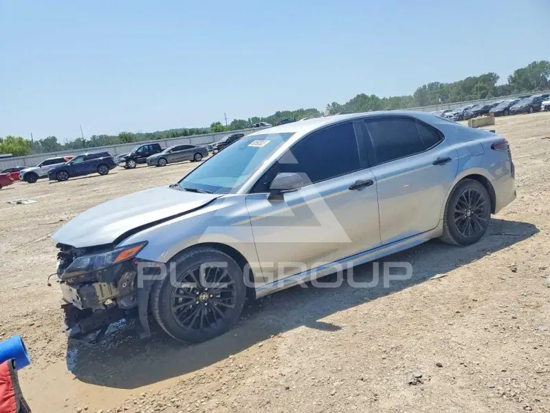 2022 Toyota CAMRY фото