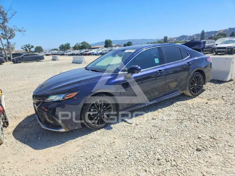2022 Toyota CAMRY фото