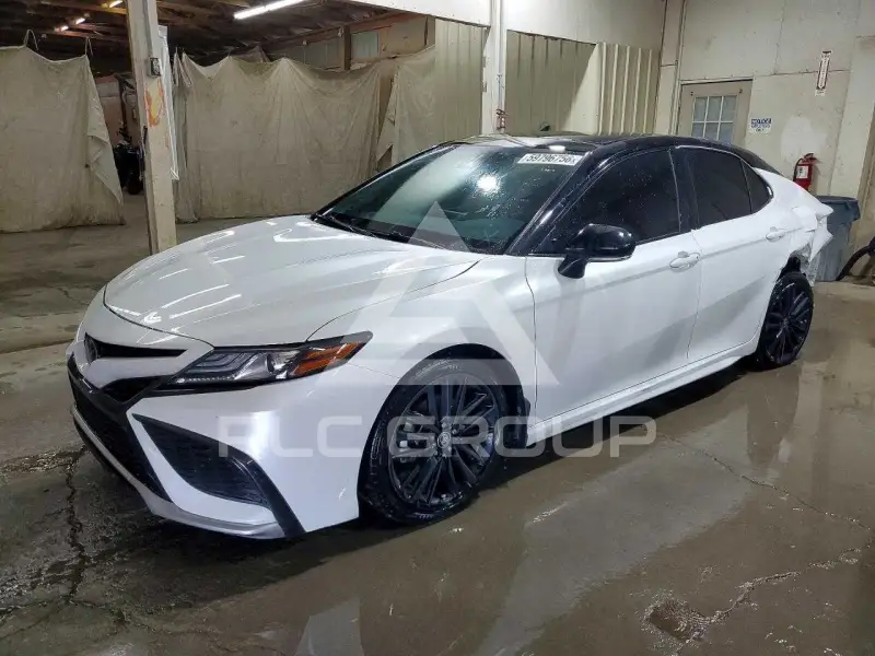 2022 Toyota CAMRY фото