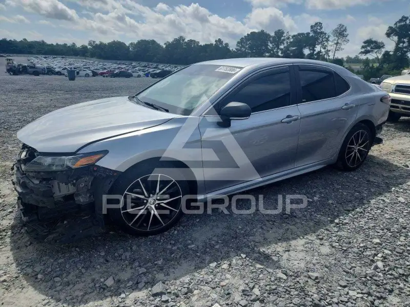 2022 Toyota CAMRY photo