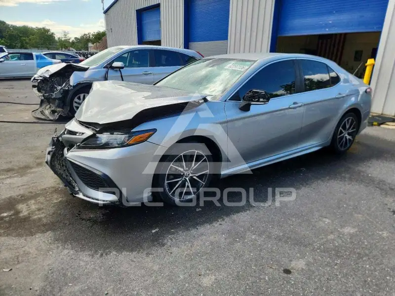 2022 Toyota CAMRY photo