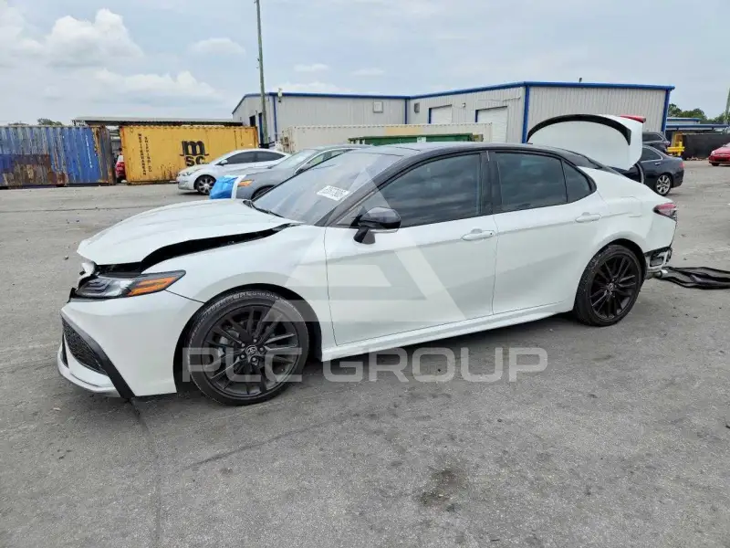 2022 Toyota CAMRY фото