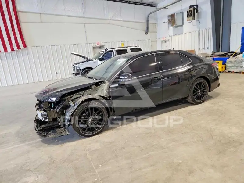 2022 Toyota CAMRY photo