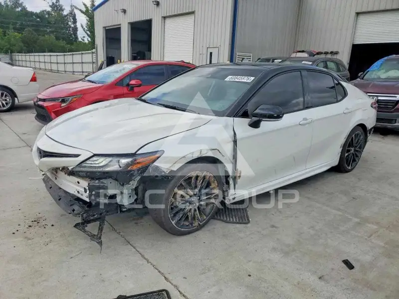 2022 Toyota CAMRY photo