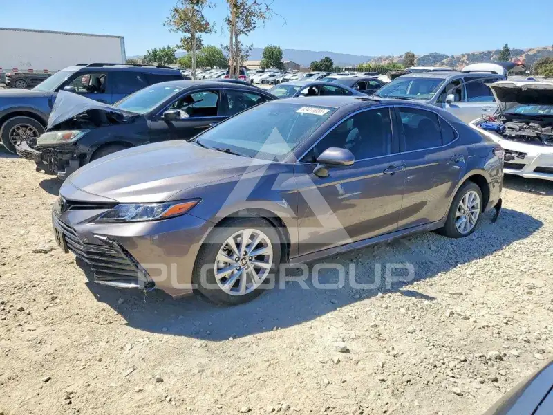 2022 Toyota CAMRY photo