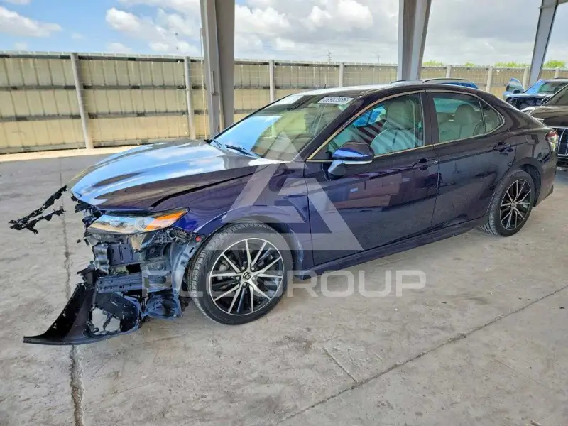 2022 Toyota CAMRY фото