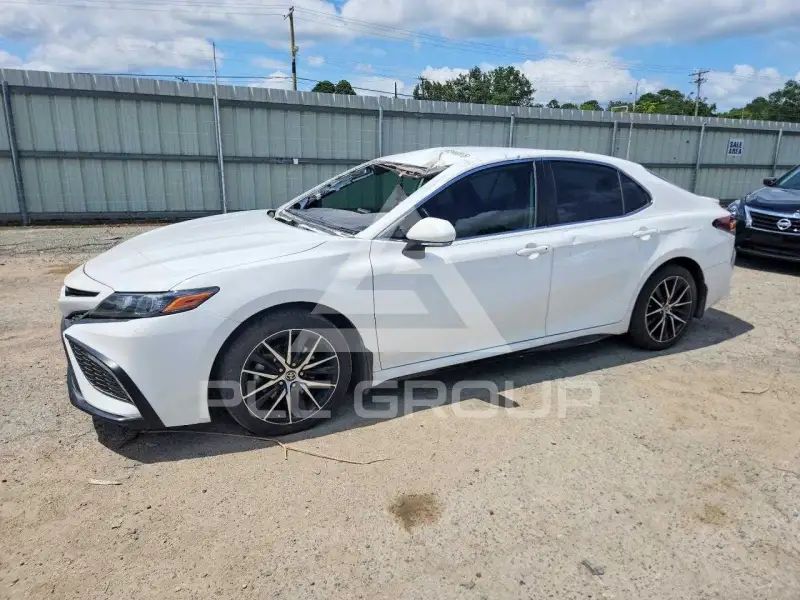 2022 Toyota CAMRY фото