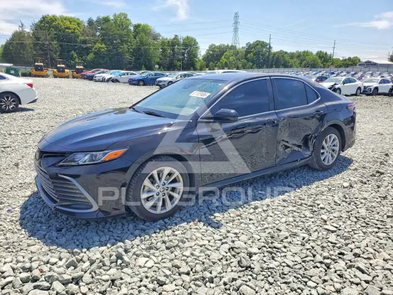 2022 Toyota CAMRY photo