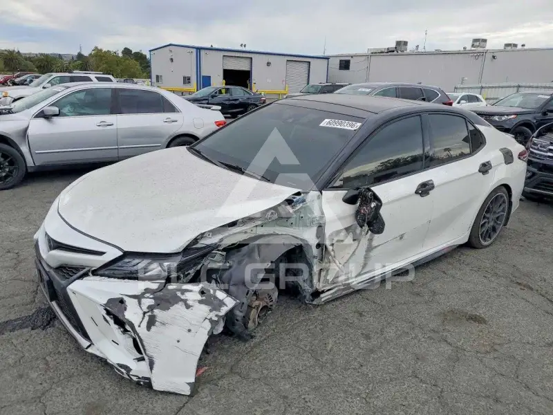2022 Toyota CAMRY фото
