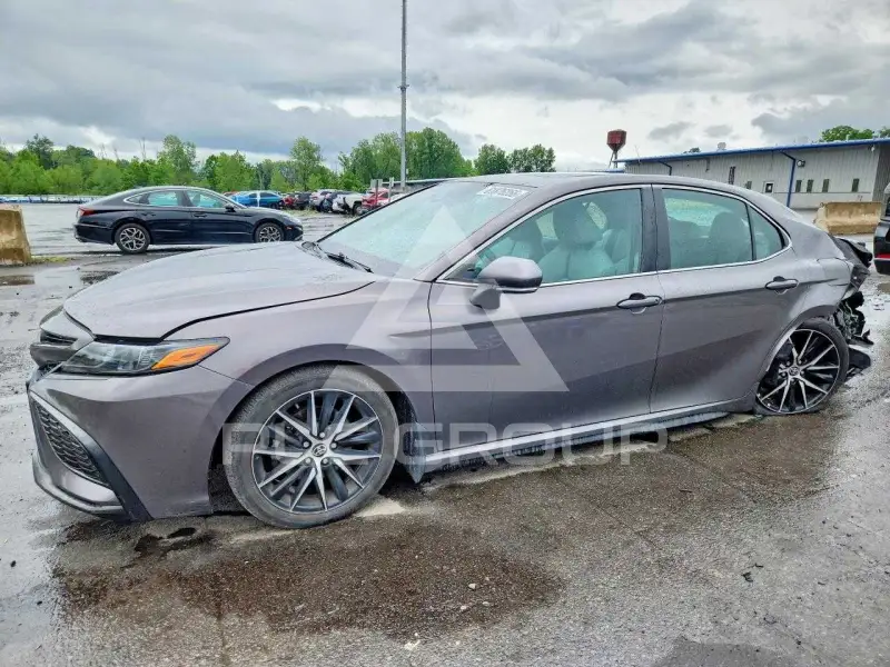 2022 Toyota CAMRY фото