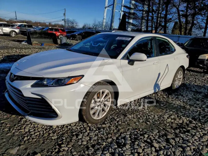 2022 Toyota CAMRY фото