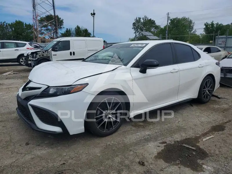 2022 Toyota CAMRY фото